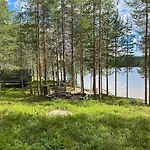 Lakeside Riekonkieppi Villa Kuusamo