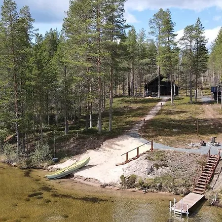 Lakeside Riekonkieppi Villa