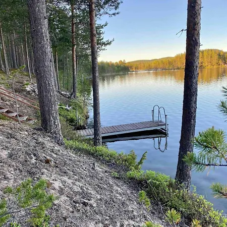 Lakeside Riekonkieppi Villa