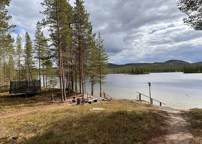 Lakeside Riekonkieppi 别墅 *